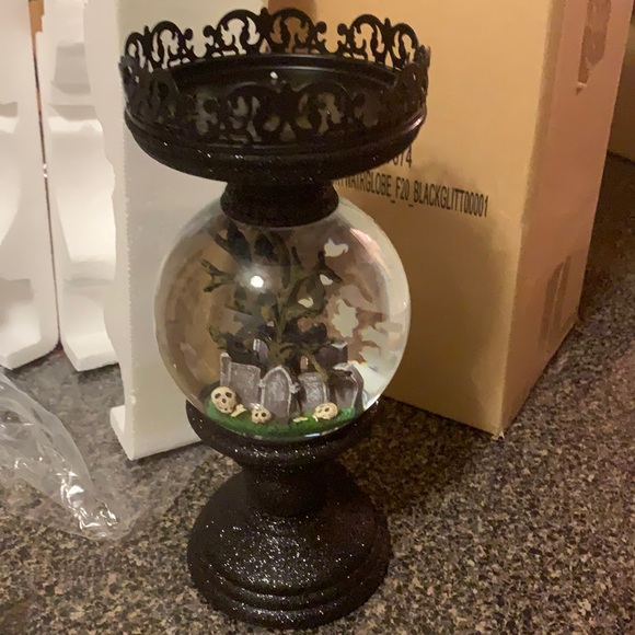 Bath and Body Work Halloween Spooky Water Globe